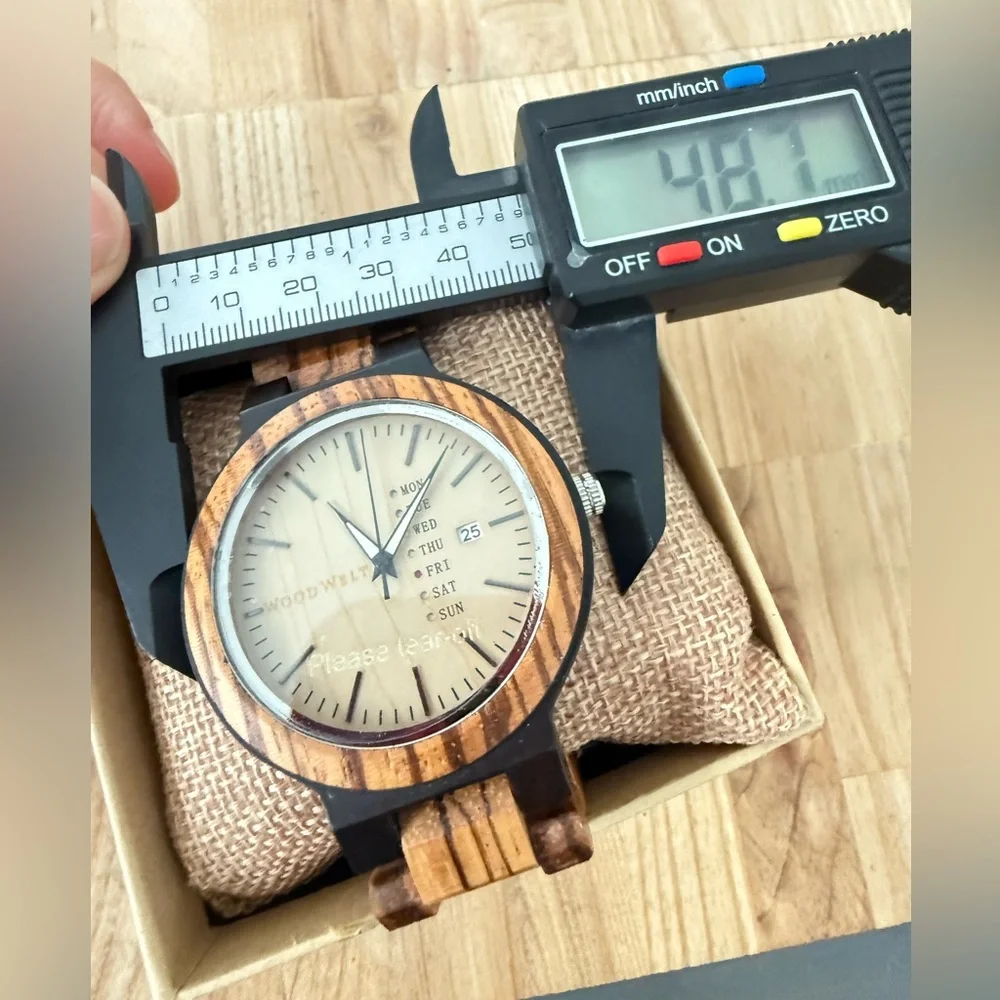 NIB Woodwelt men’s wooden watch NEW BATTERY